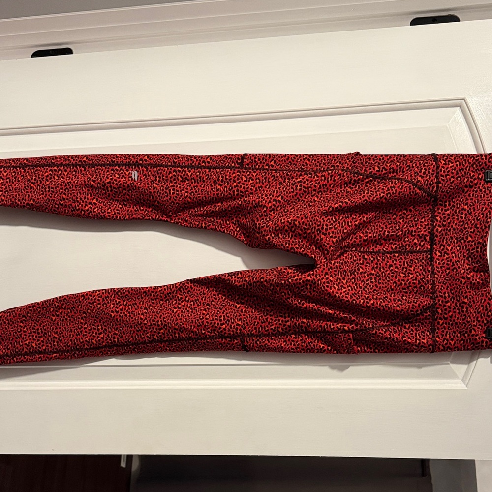 Fabletics Red Patterned Leggings - Picture 4 of 6